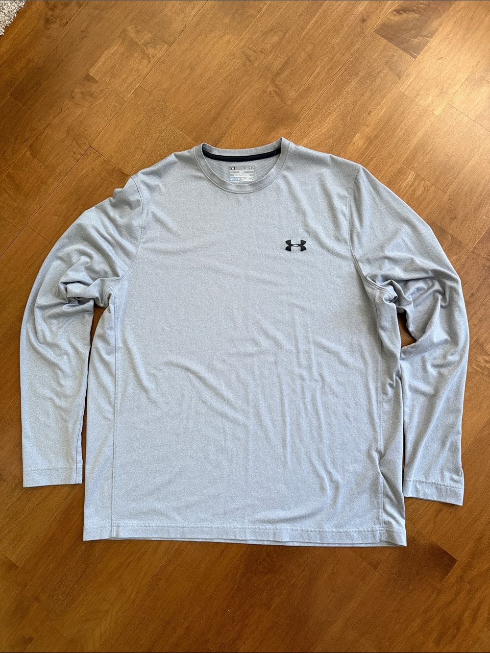 UNDER ARMOUR Cold Gear Long Sleeve Crew Tee - Light Gray with Black Logo